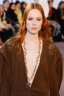 Details Chloé Fall 2018 Ready-to-Wear , Детали коллекции Хлоя осень зима 2018 , Fashion show , неделя моды в Париже , PFW , Paris Fashion Week , Mainstyles